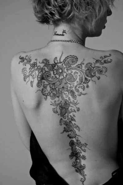 Fotos: Inspiración: los tatuajes más originales para tu espalda