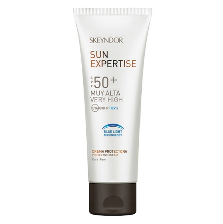 Sun Expertise SPF50+ Blue Light Technology de Skeyndor (38,50 euros)