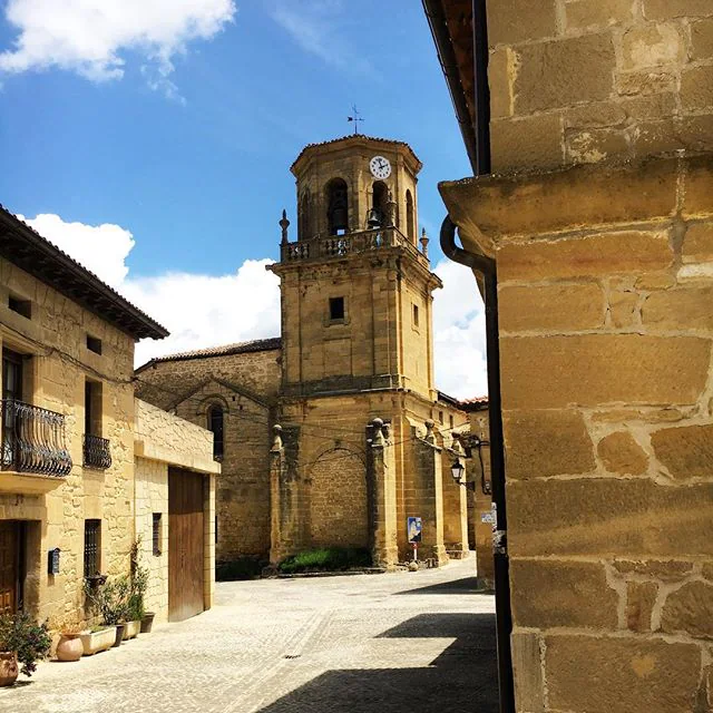 Los 10 pueblos más bonitos de La Rioja para el verano: Sajazarra
