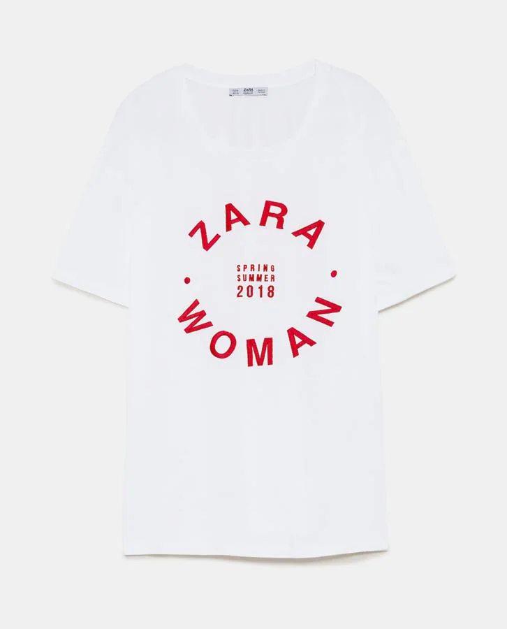 12 prendas de Zara que puedes comprar en rebajas para combinar su famosa falda de lentejuelas