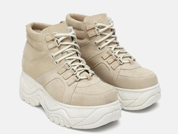 Sneakers de Zara: 79,95 euros.