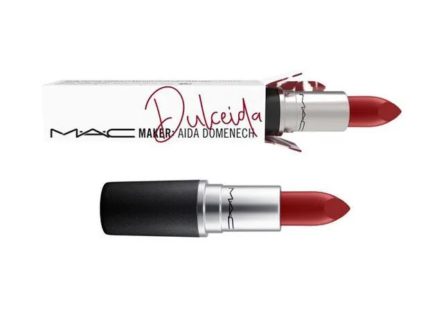 Barra de labios roja, de edición limitada, #MACXDulceida de M·A·C (19,50 €).