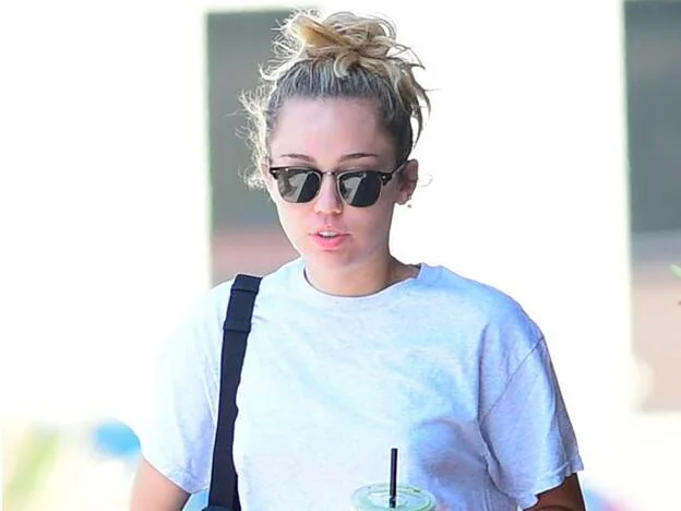 Miley Cyrus revela en Twitter que ha perdido su casa en el incendio de Los Ángeles./gtres.