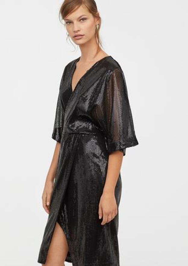 Vestido lentejuelas de H&M. (79,99 euros)