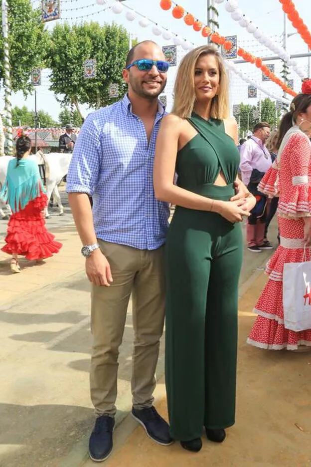 Antonio tejado y su novia, Candela Acevedo, participarán en 'GH Dúo'./gtres.