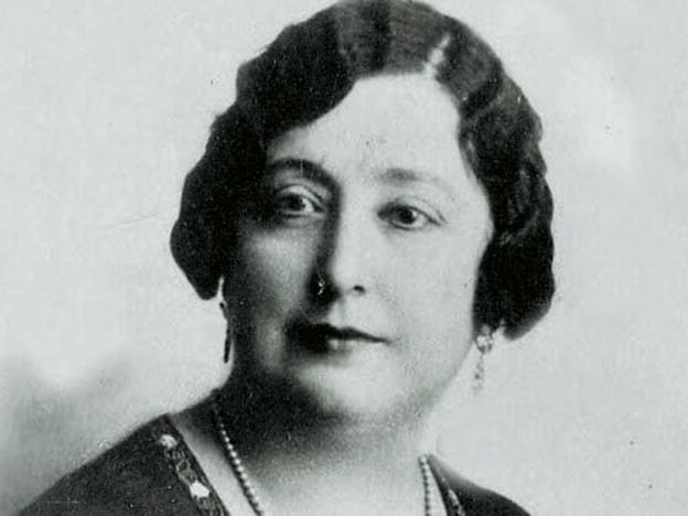 Carmen de Burgos.