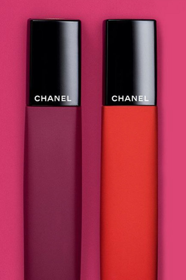 Los dos tonos de primavera para Chanel: púrpura y naranja.