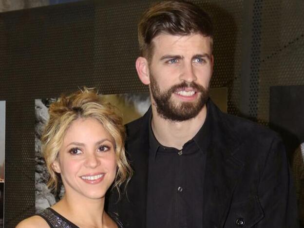 Nuevo desplante de Shakira a Gerard Piqué. ¿Crisis a la vista? Pincha sobre la foto para conocer a las parejas de famosos que se han roto este año./GTRES.