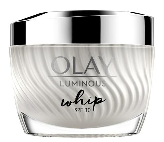 Crema Hidratante Ligera Olay Luminous Whip SPF30, 29,99 euros.