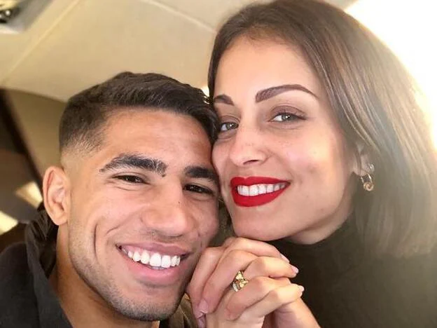 Hiba Abouk y su novio, Achraf Hakimi, en una foto de Instagram./INSTAGRAM.