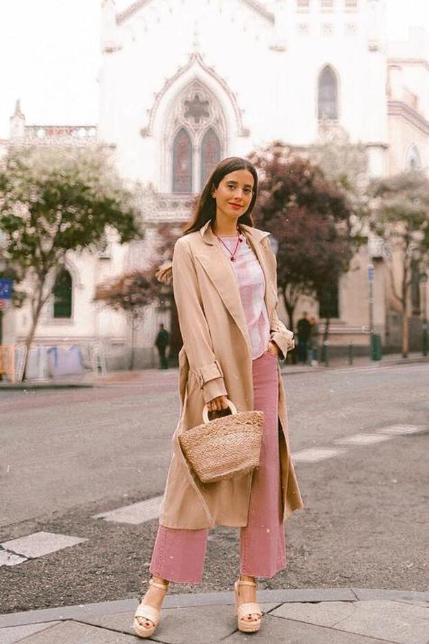 María Fernández-Rubíes con look de Mango.