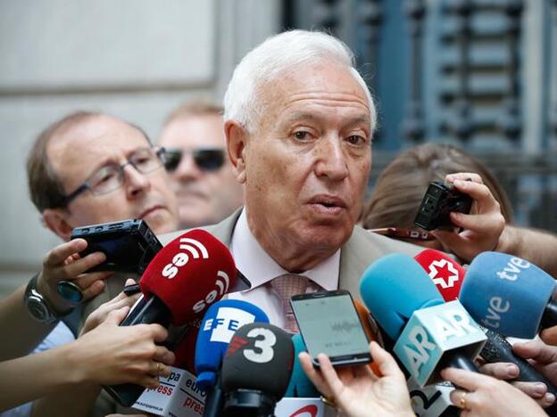 José Manuel García-Margallo en una imagen del pasado mes de junio. Pincha sobre la foto para ver los cambios de peso más impactantes de los famosos./gtres.