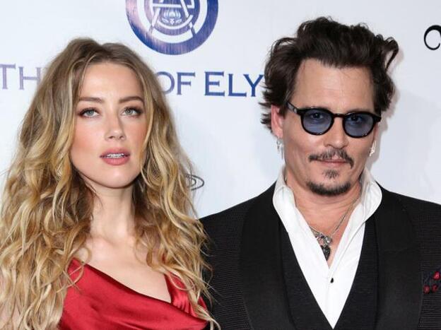 Johnny Depp y Amber Heard, juntos en una alfombra roja en enero de 2016./gtres.