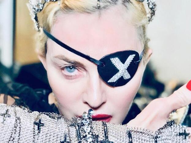 Madonna retoca el vídeo de Eurovisión antes de subirlo a las redes sociales y hace desaparecer sus 'gallitos'./instagram.