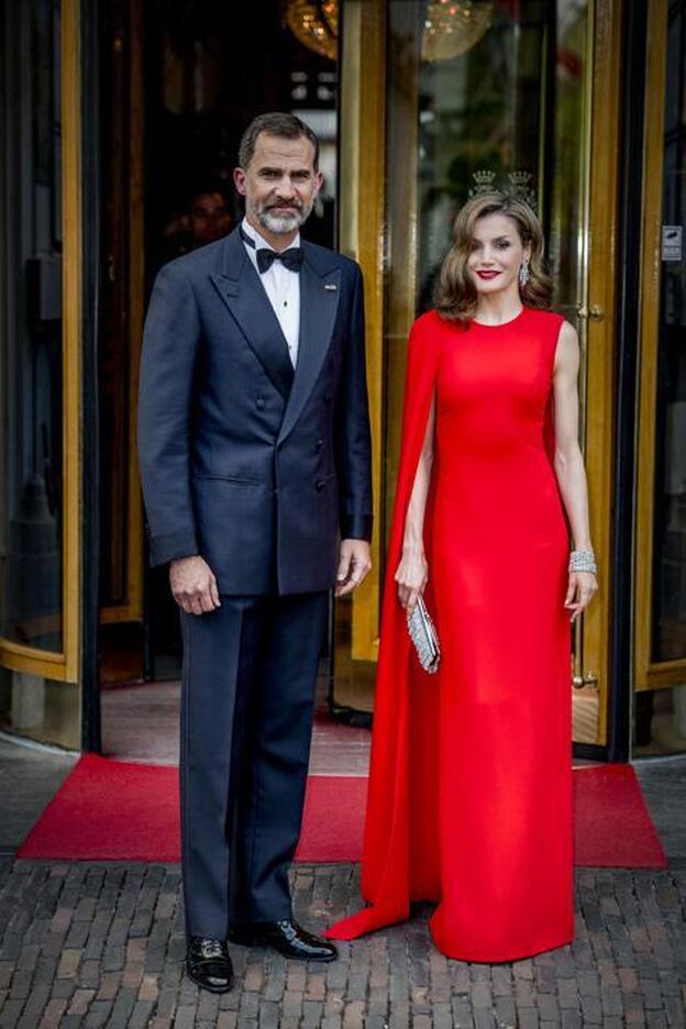 Pincha en la foto para ver las 'royals' que han copiado alguna vez el look a la Reina Letizia