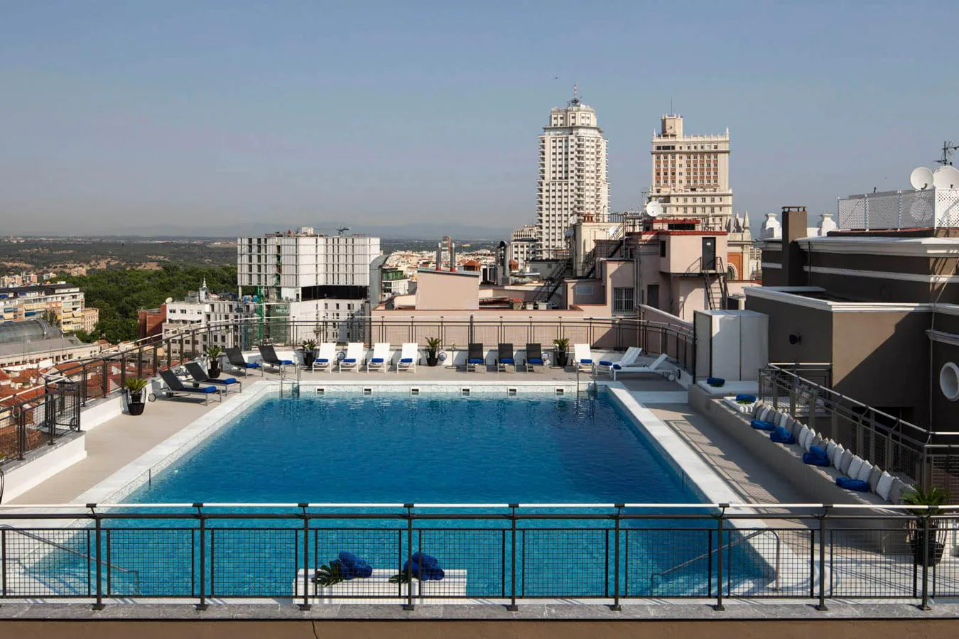 Fotos: Las 10 piscinas de hoteles con las mejores vistas de Madrid | Mujer  Hoy