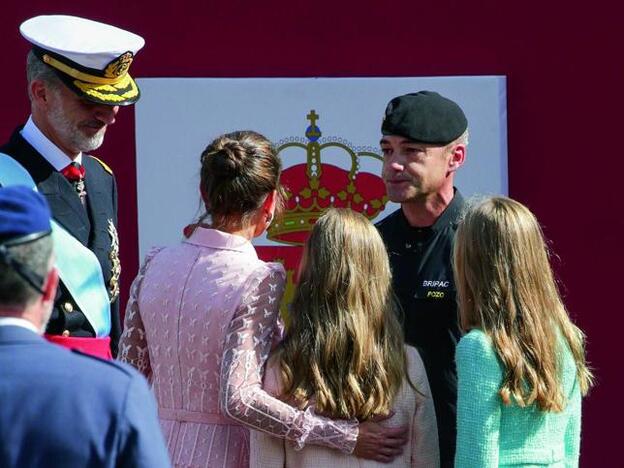 Luis Fernando junto a la Familia Real.