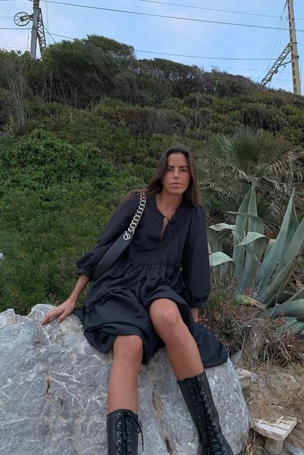 Nina Urgell se ha hecho total look negro más práctico de Pull&Bear | Mujer Hoy
