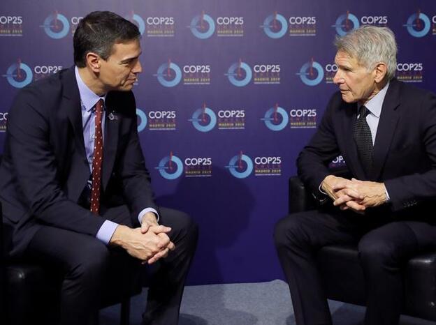 Harrison Ford y Pedro Sánchez en la COP25./gtres