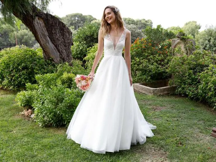 Fotos: 9 vestidos de novia por menos de 200 euros para la primavera 2020 |  Mujer Hoy