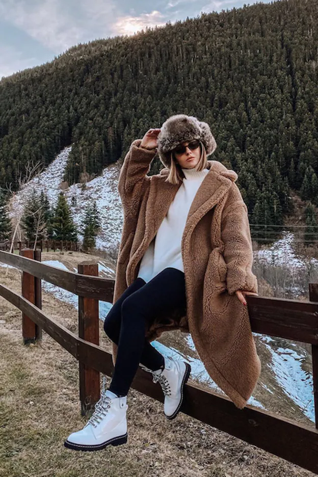 Acaba de llegar al low cost el perfecto abrigo teddy más deseado de Instagram | Mujer Hoy