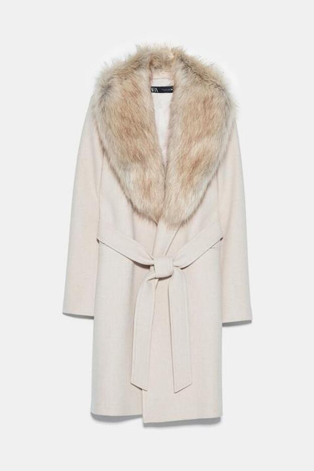 Mery Turiel el abrigo con cuello de de Zara que va a en las rebajas | Mujer Hoy