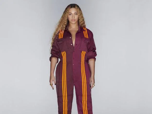 consonante neutral fuga de la prisión La colección de Beyoncé se parece al uniforme de un supermercado: así es la  apropiación de clases de la moda | Mujer Hoy