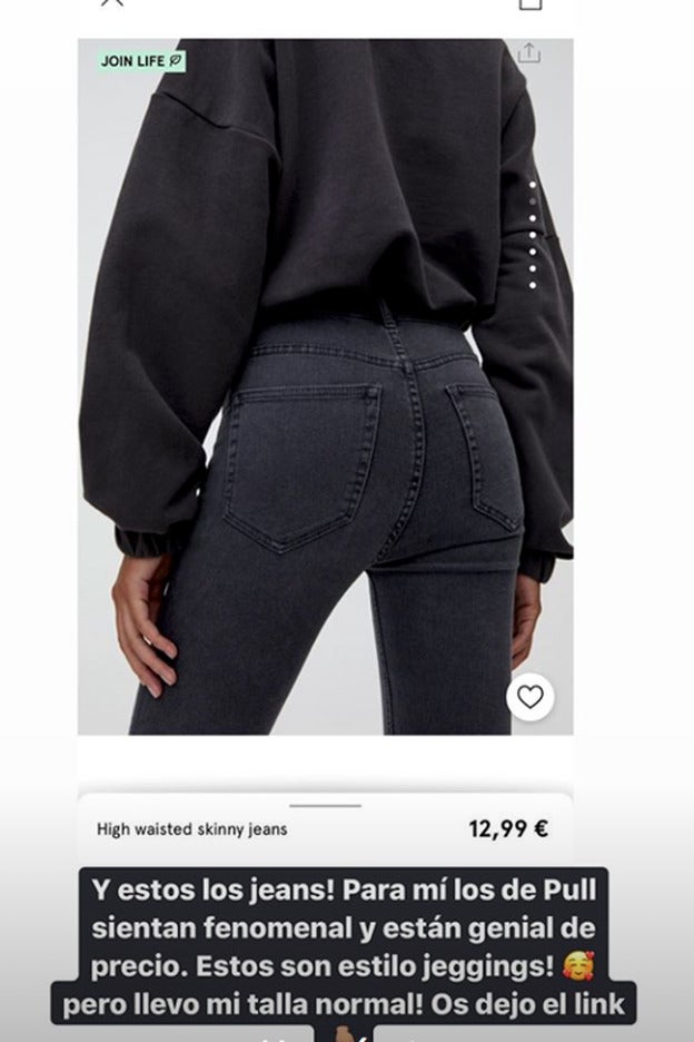 Los jeans de tiro alto y ajuste skinny de Pull&Bear sientan maravillosamente bien.