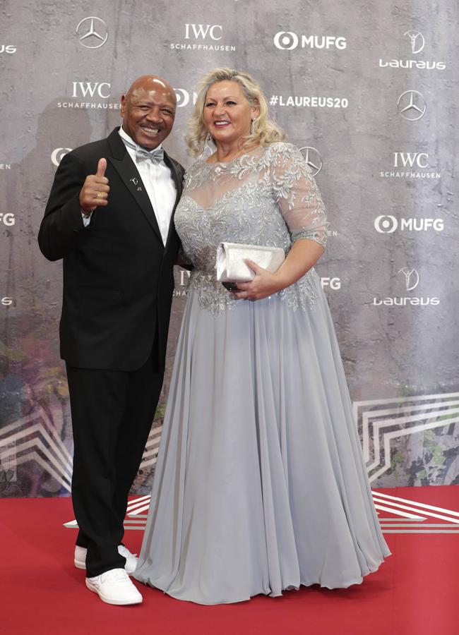 Parejas en la alfombra roja de los Premios Laureus 2020: Marvin Hagler y Kay Guarrera