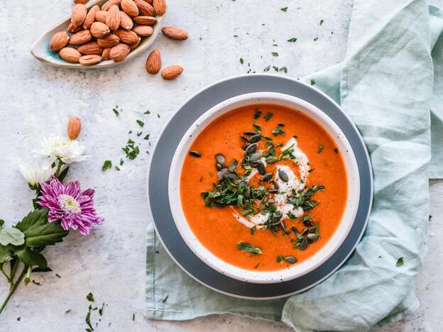 Escoge bien y podrás llevar una dieta saludable. Y pincha en la foto para descubrír qué alimentos parecen sanos y no lo son./gtres