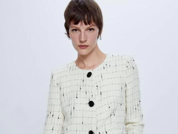 chaquetas tweed más deseadas llegan a los Price de Zara menos de 30 euros | Mujer Hoy