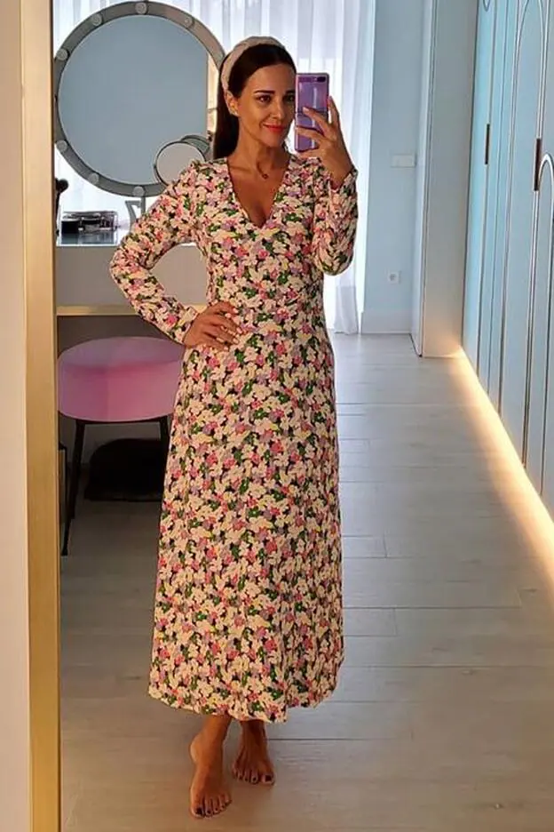 falta Apéndice Árbol de tochi Paula Echevarría deslumbra con un vestido de flores de H&M... ¡que tiene  truco! | Mujer Hoy