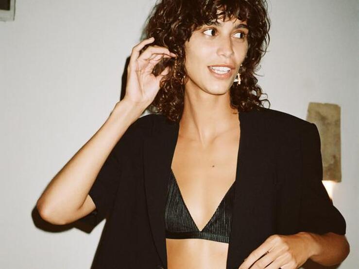 Las chaquetas de manga corta de Zara, Uterqüe y H&M: ¿micro tendencia para el entretiempo y el otoño?