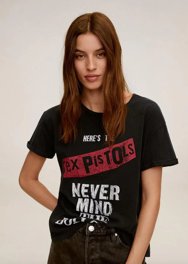 Fotos: Doce camisetas imprescindibles en el armario de de la música Mujer Hoy