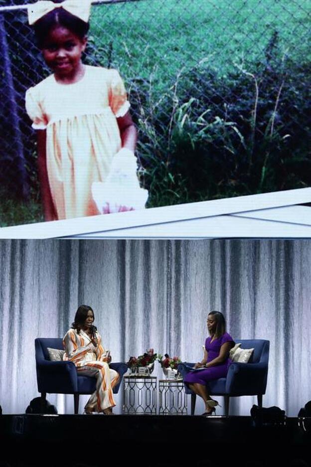 Michelle Obama se ha convertido en una experta conferenciante, tanto en temas de educación, feminismo y racismo como hablando sobre su propia biografía.
