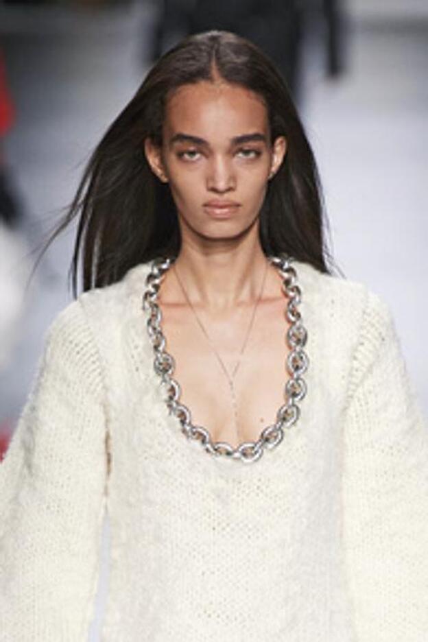 Look del desfile de o/i 20-21 de Bottega Veneta