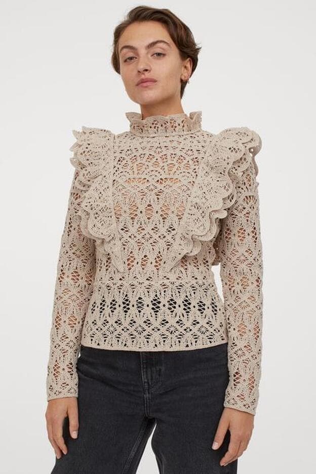 Guión Perspicaz zorro Esta blusa de encaje de H&M tan romántica y elegante está a punto de  agotarse | Mujer Hoy