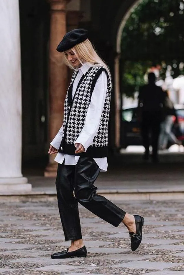 Inconcebible rodear Ideal Botín y mocasín: Zara suma tendencias en un único calzado que nos podemos  poner con todo | Mujer Hoy