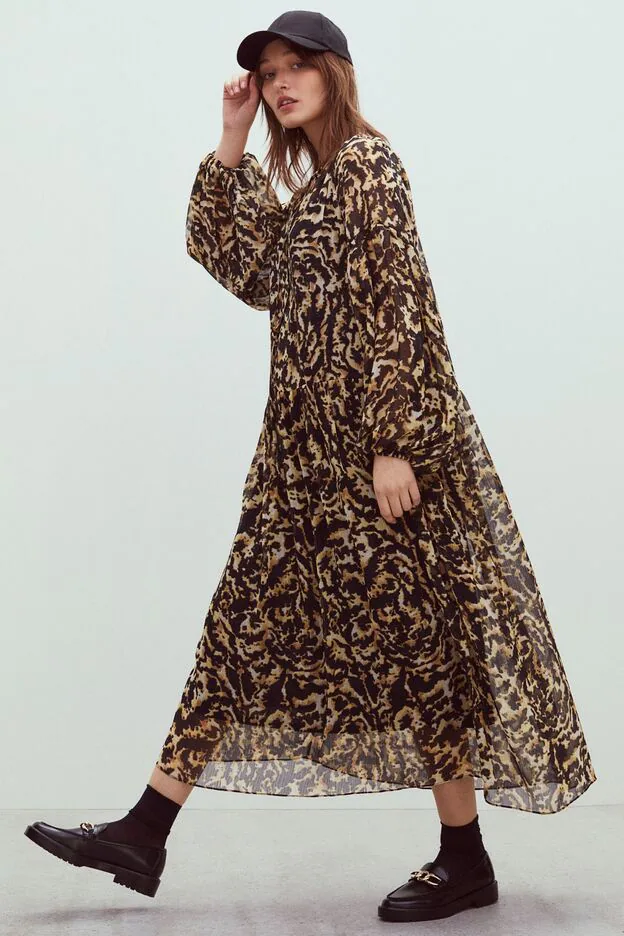 cinco vestidos de animal print de H&M que sientan maravilla, son y te van a volver a enamorar de este estampado | Mujer Hoy