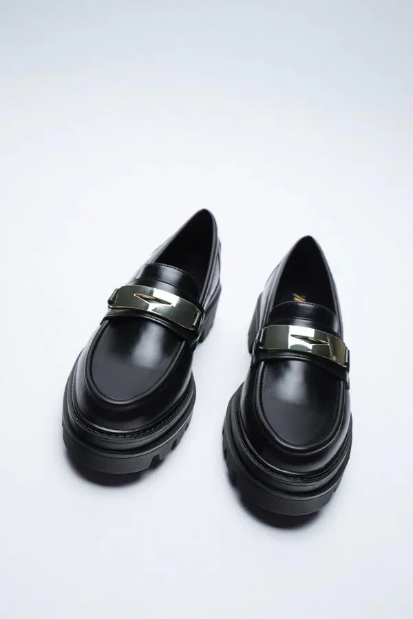 Fotos: 10 zapatos planos de Zara de nueva colección comodísimos, para comprar ya | Mujer Hoy