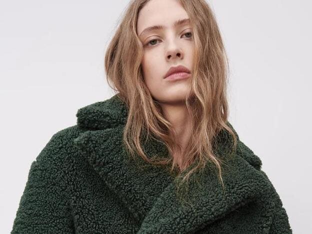 Este abrigo nuevo de Zara lo más bonito y calentito de la temporada y queda hasta con chándal ¡Palabra de Nagore | Mujer Hoy