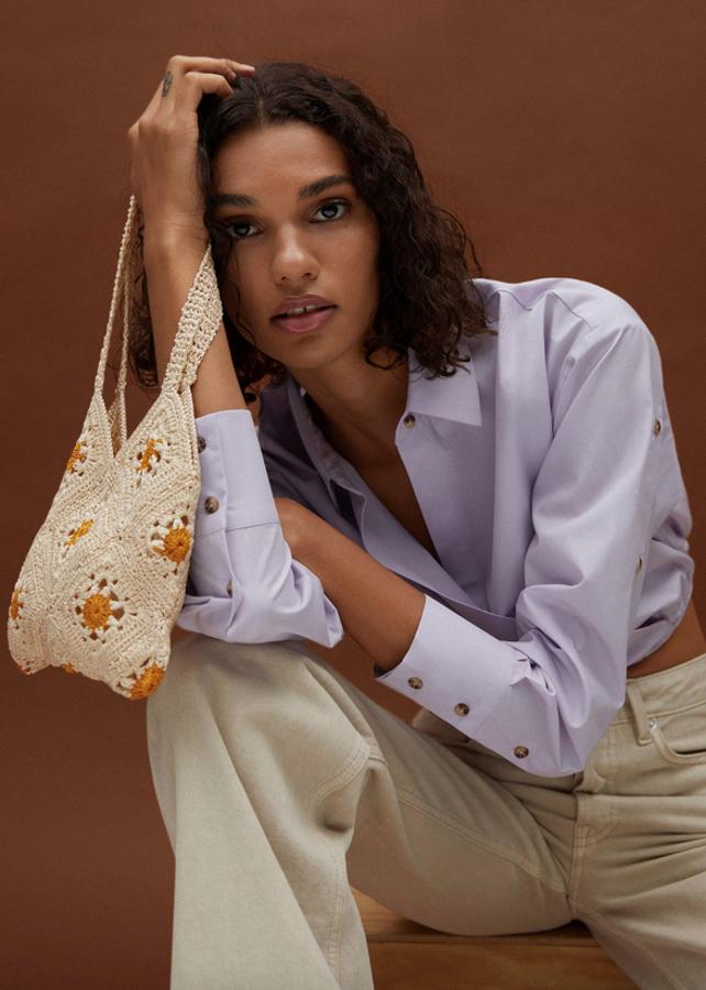 La primavera está a la vuelta de la esquina y la nueva colección de bolsos de Mango es la prueba que nos faltaba