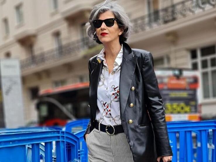 Seis looks con la blazer negra de Zara más vendida que rejuvenecen a los 50 y son perfectos para el entretiempo