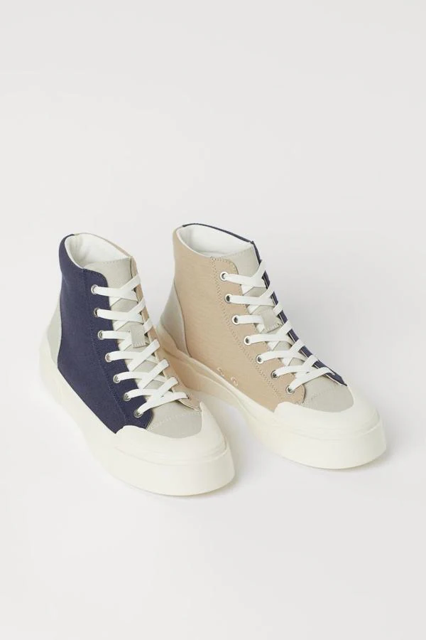 Oficiales Opcional dispersión Fotos: Amor por las originales zapatillas que ha lanzado H&M junto a Good  News y que son perfectas para primavera | Mujer Hoy