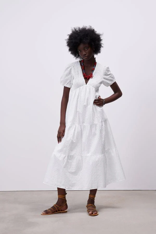 Fotos: 15 vestidos blancos de Zara que vas querer añadir a tu armario inmediatamente | Hoy