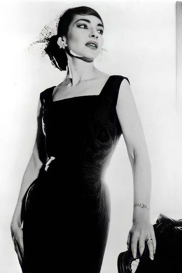 Maria Callas, año 1958. Cuando volvió a los escenarios, tras su pérdida de peso, ni los propios directores de orquesta la reconocían. Era otra mujer.