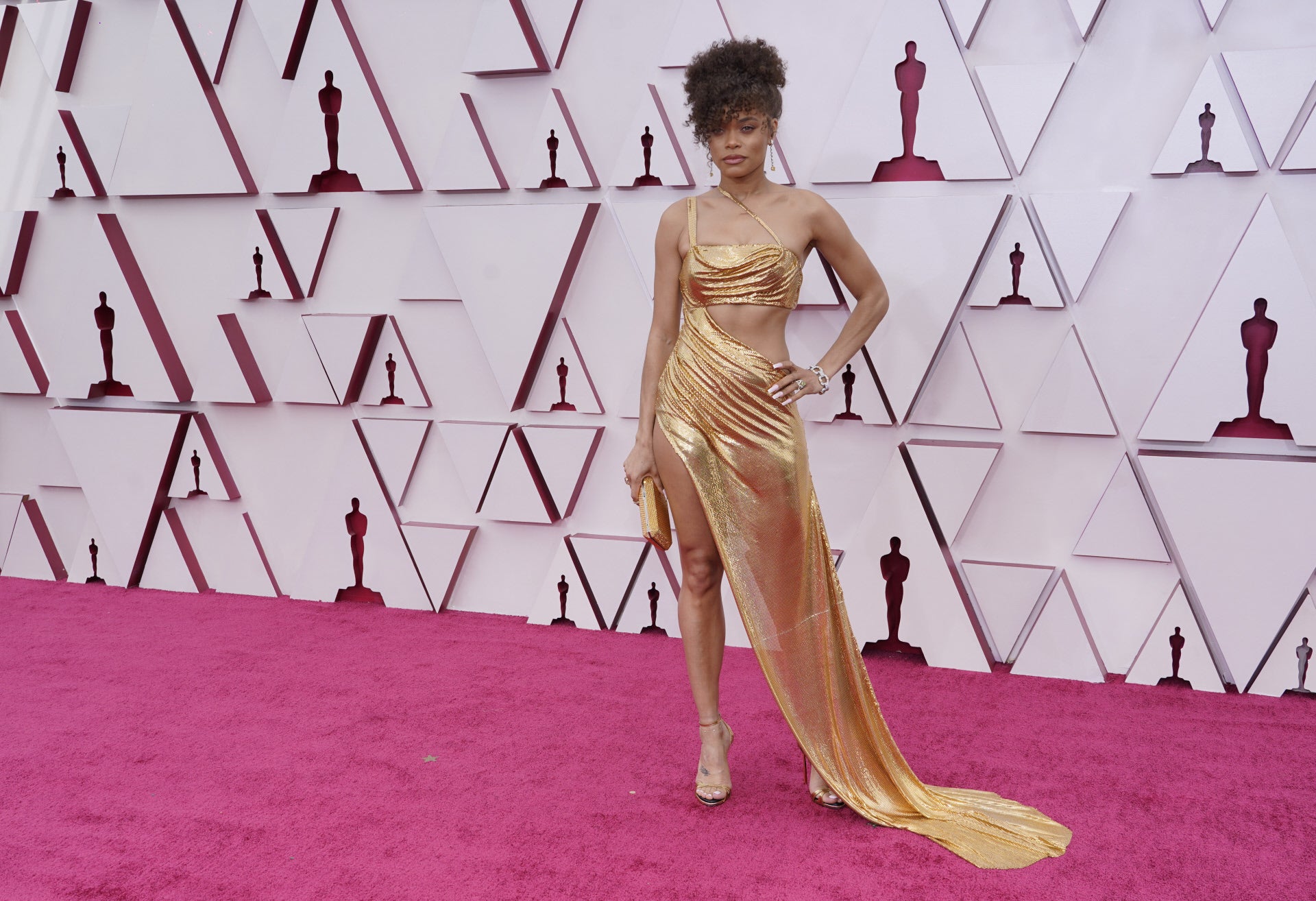 Todos los looks de la alfombra roja de los Premios Oscar 2021: Andra Day