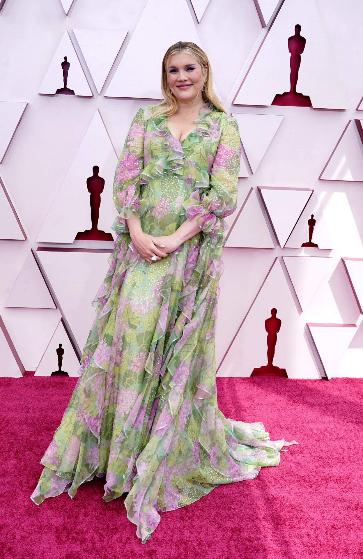 Todos los looks de la alfombra roja de los Premios Oscar 2021: Emerald Fennell