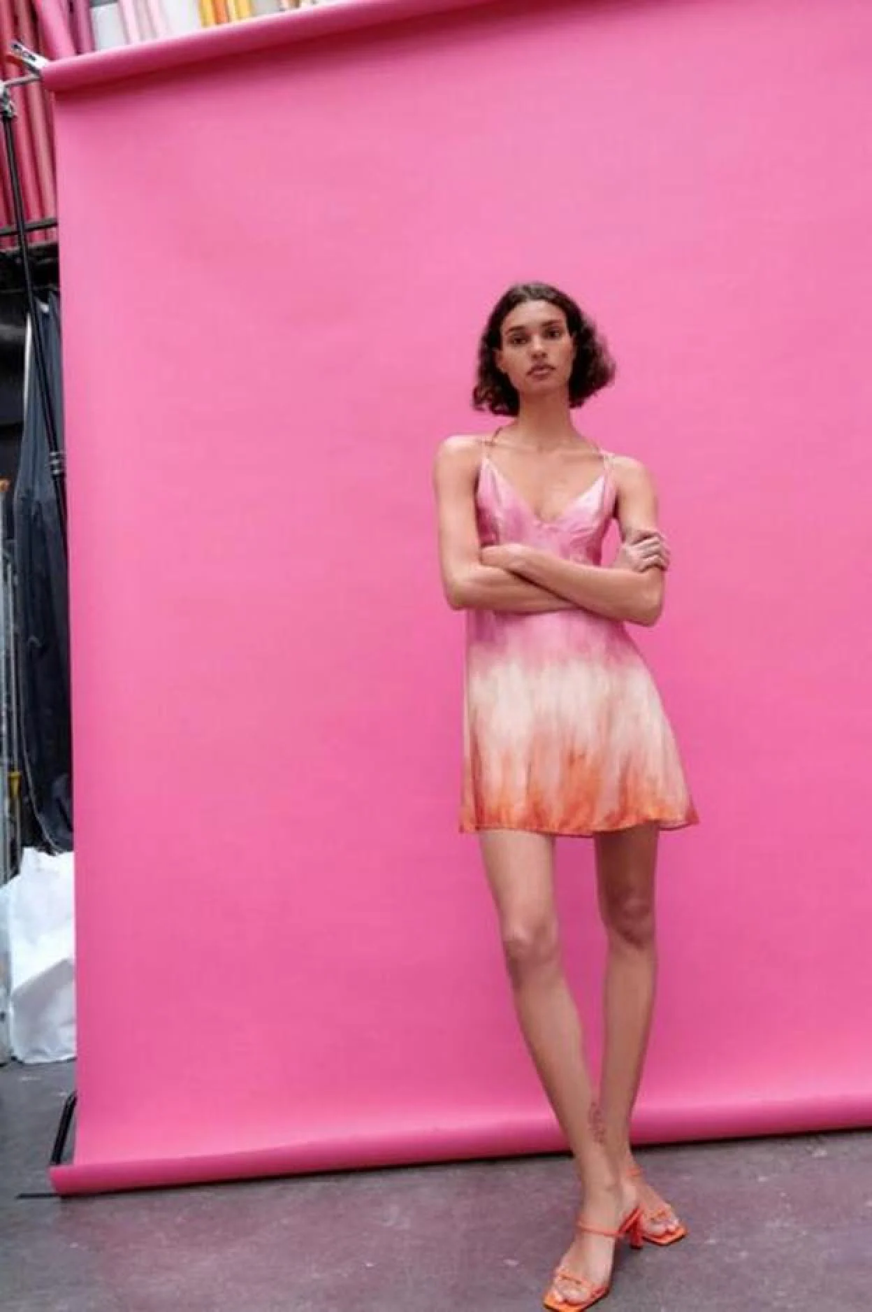 Zara el tie dye a tres vestidos tan que se van a en tu armario | Mujer Hoy