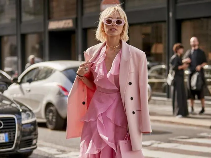 Fotos: 11 vestidos en todas las tonalidades de rosa para que luzcas un look  primaveral perfecto en tu color favorito | Mujer Hoy